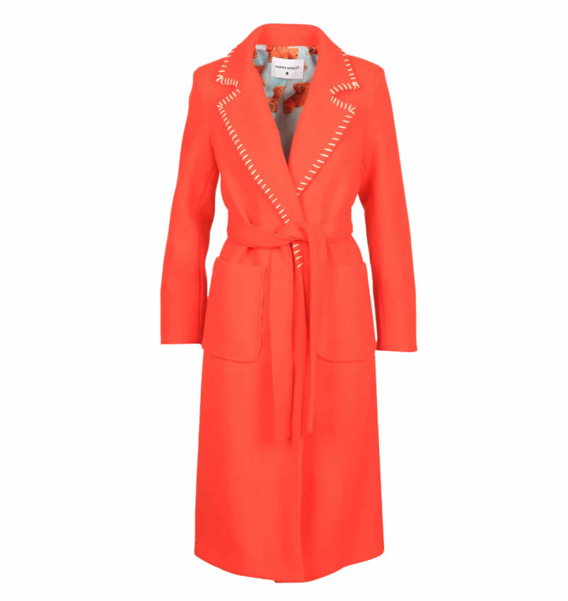 Tendenze moda autunno inverno 2022 2023 cappotto Front Street 8 arancione